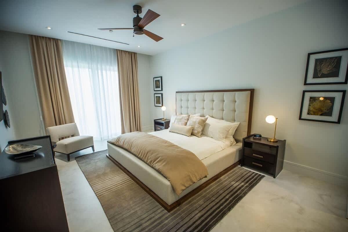 2 Bed At One Cable With Balcony * Nassau